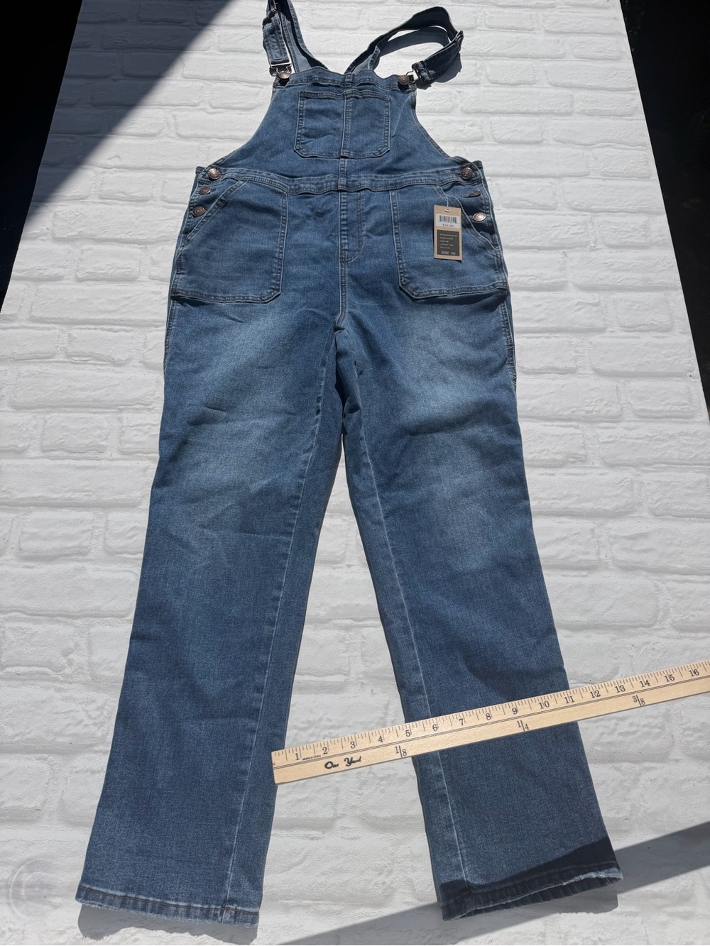 NWT Relaxed Fit Girlfriend Overall Bibs - Medium Blue Wash Size 10 - Picture 2 of 8
